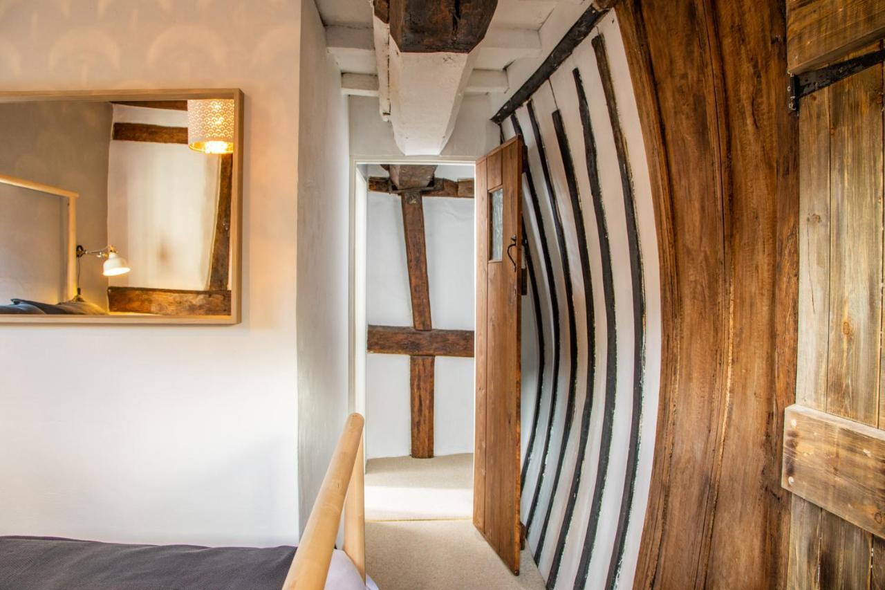 3 Masons Court The Oldest House In Stratford Upon Avon, Warwickshire. Villa ภายนอก รูปภาพ