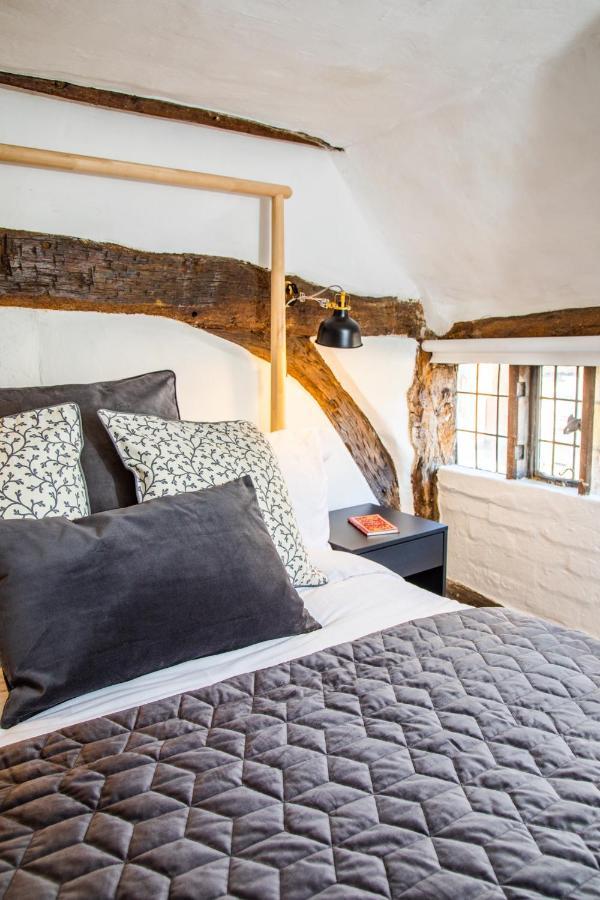 3 Masons Court The Oldest House In Stratford Upon Avon, Warwickshire. Villa ภายนอก รูปภาพ